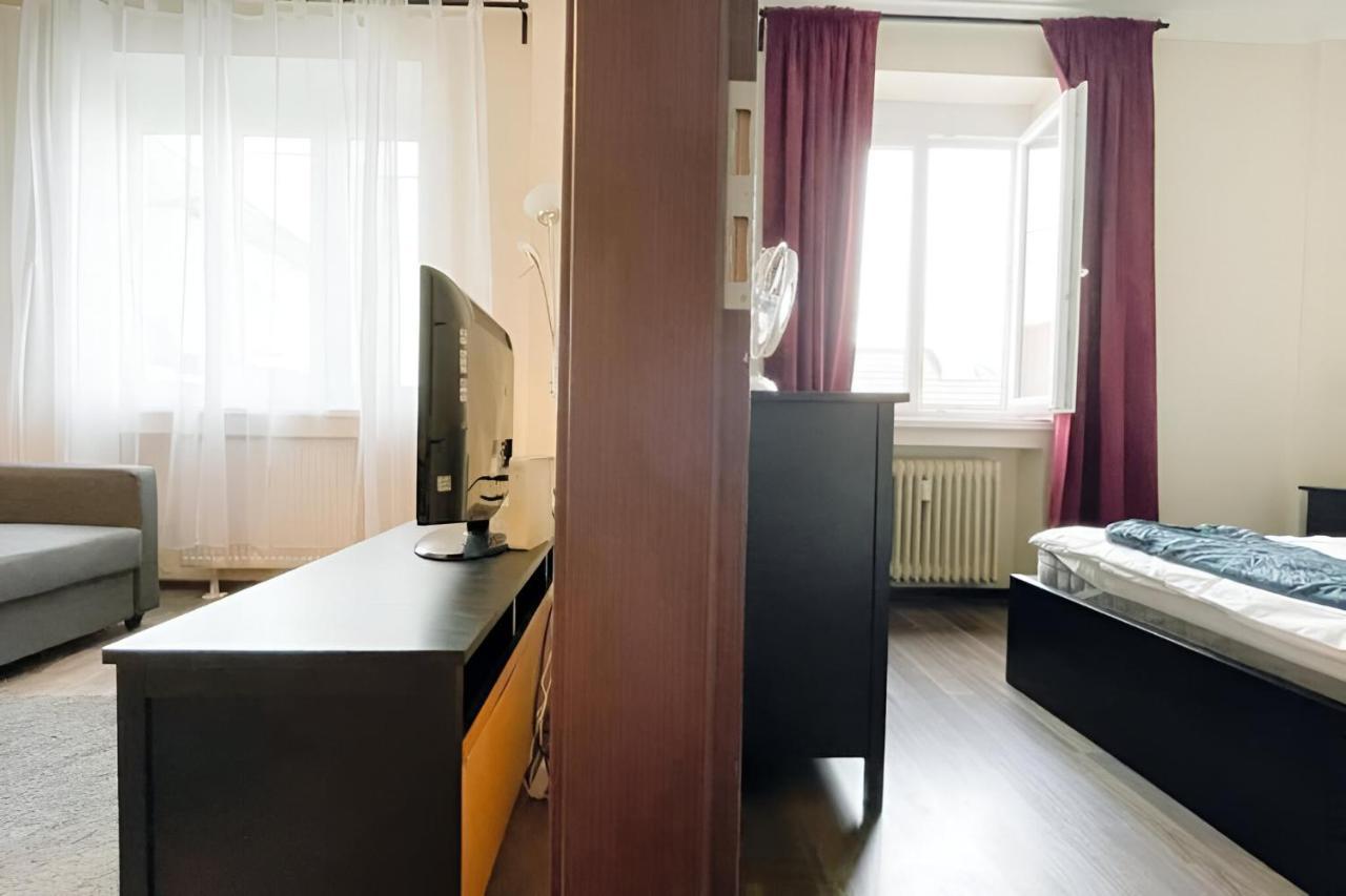 City Center Apartment In Middle Of Μπρατισλάβα Εξωτερικό φωτογραφία